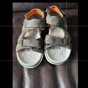 Boys Sandal Size 35
